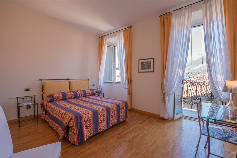 Hotel Bellagio Ngoại thất bức ảnh